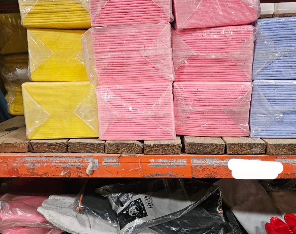Cleaning cloths in stock